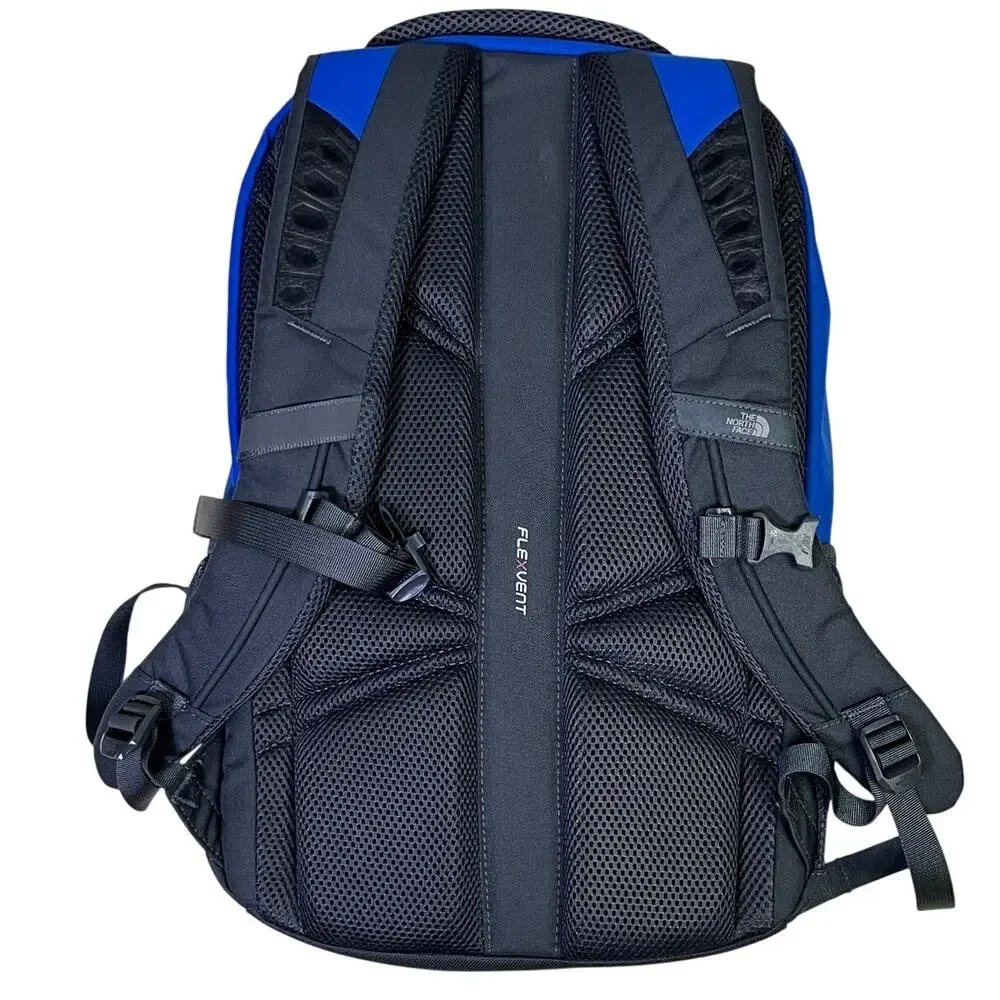 The North Face Groundwork 29L Backpack Closer to Free Ride Blanket NWT